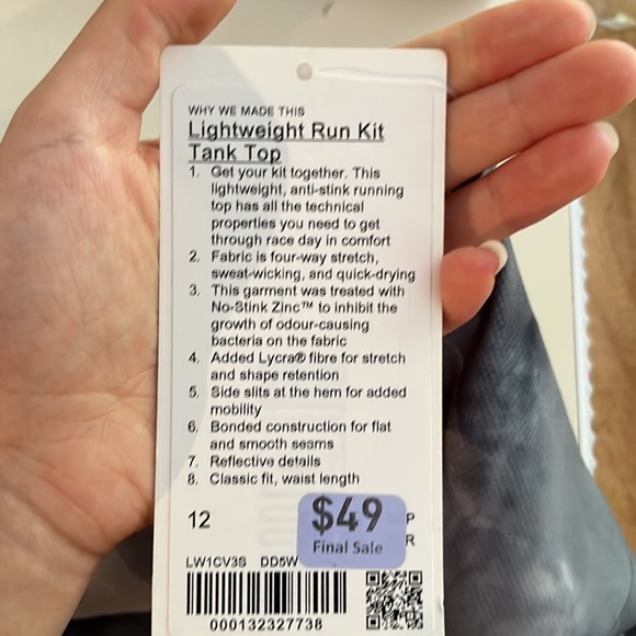 LULULEMON: lightweight run kit tank top. Never worn, very comfortable! - Picture 3 of 4